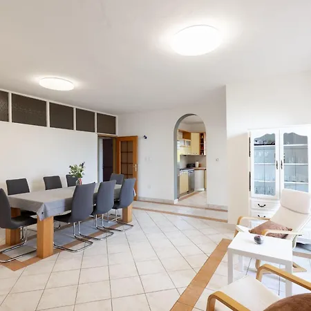 House Rose With Garden And Pool - Three Bedroom House * Ljubač